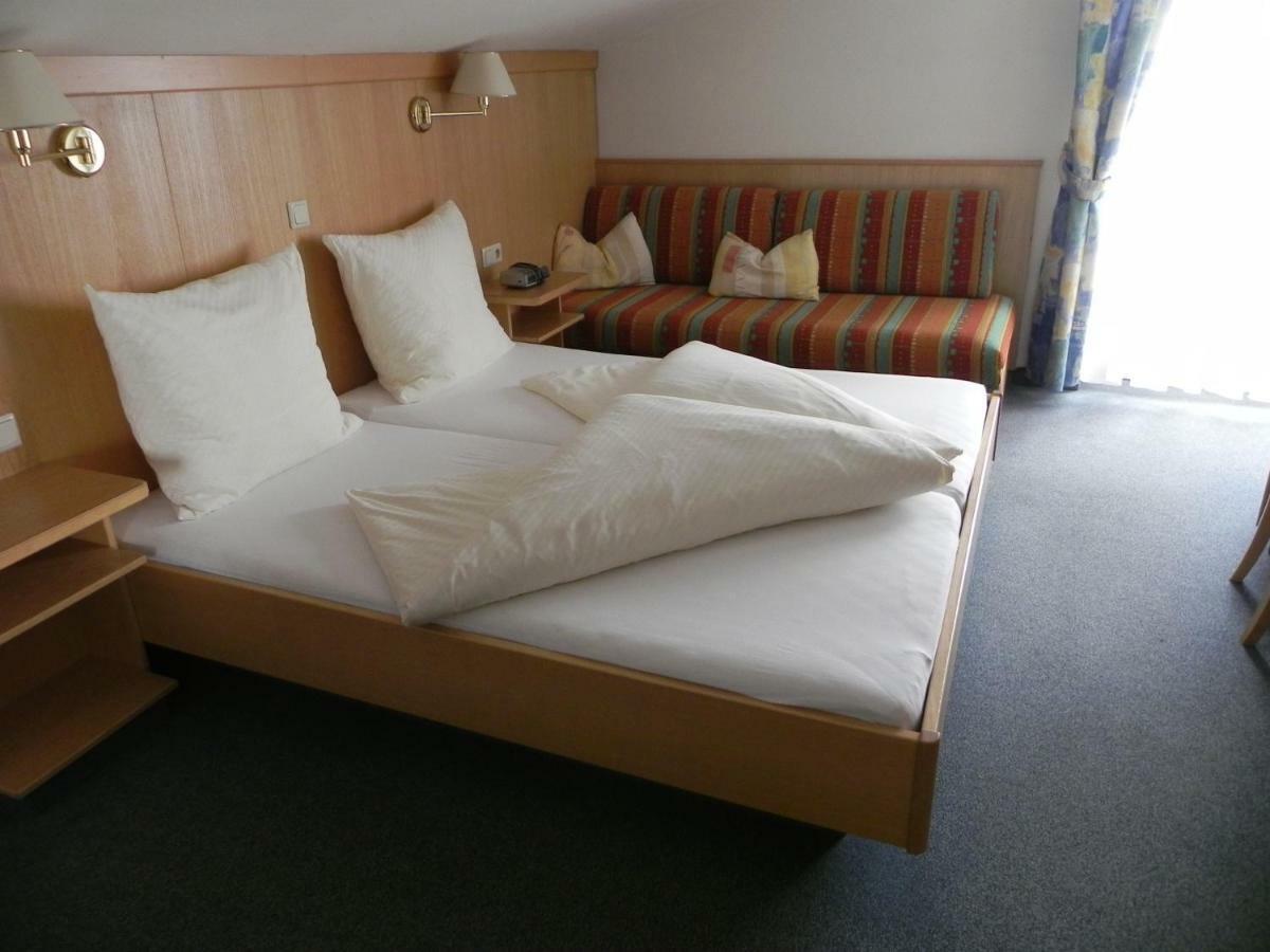 Hotel-Restaurant Sonnhof Radfeld Zewnętrze zdjęcie